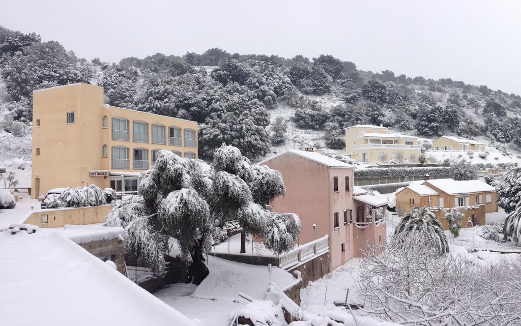 Hotel Алата Экстерьер фото